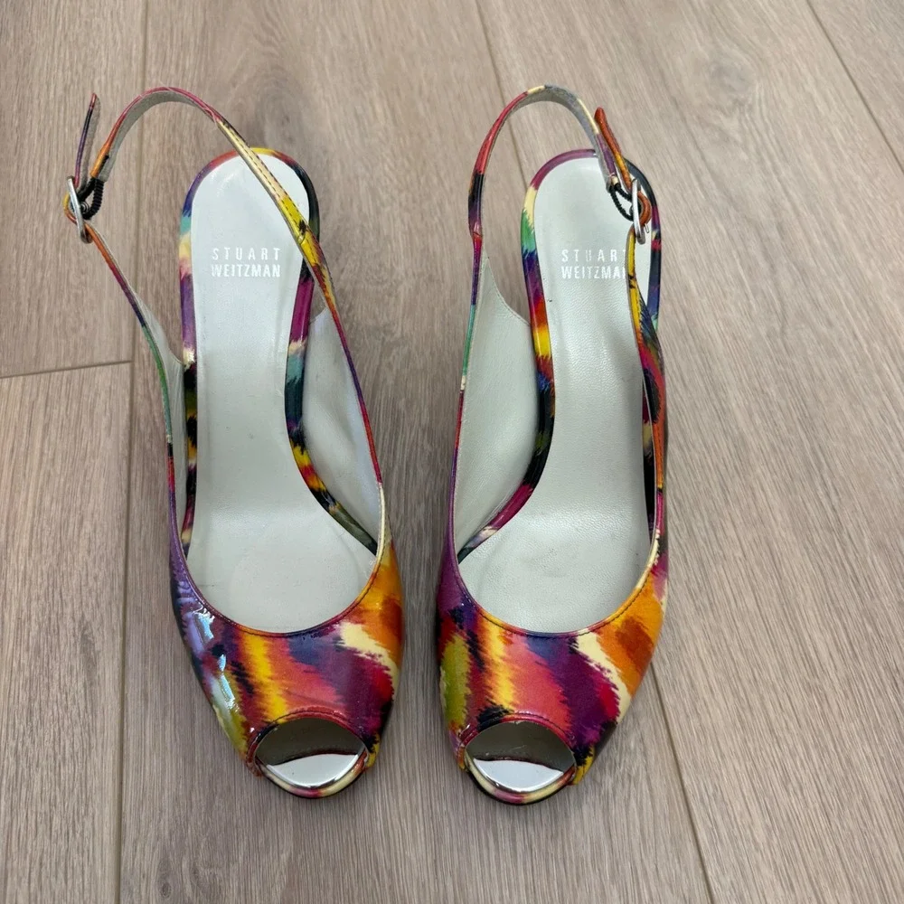 RARE Stuart Weitzman Multi-Color Ikat Patent Leather Peep Toe Wedge Sandals 8M - Picture 2 of 9